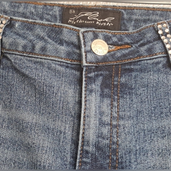 Platinum Plush Cropped Jeans With Open Side Rhinestones Size 11 - Picture 4 of 9